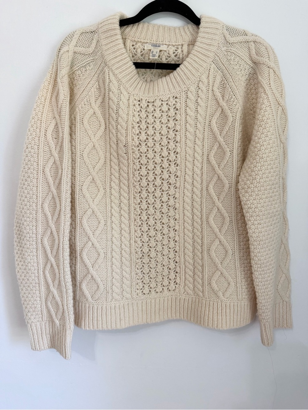 Lands end size medium women fisherman cable knit sweater crew lambs wool